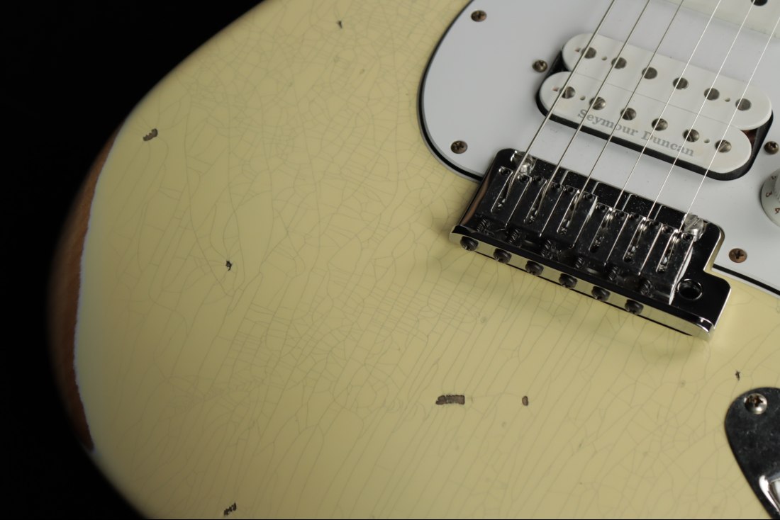 Fender Custom 1960 Stratocaster HSS Relic - AVWT