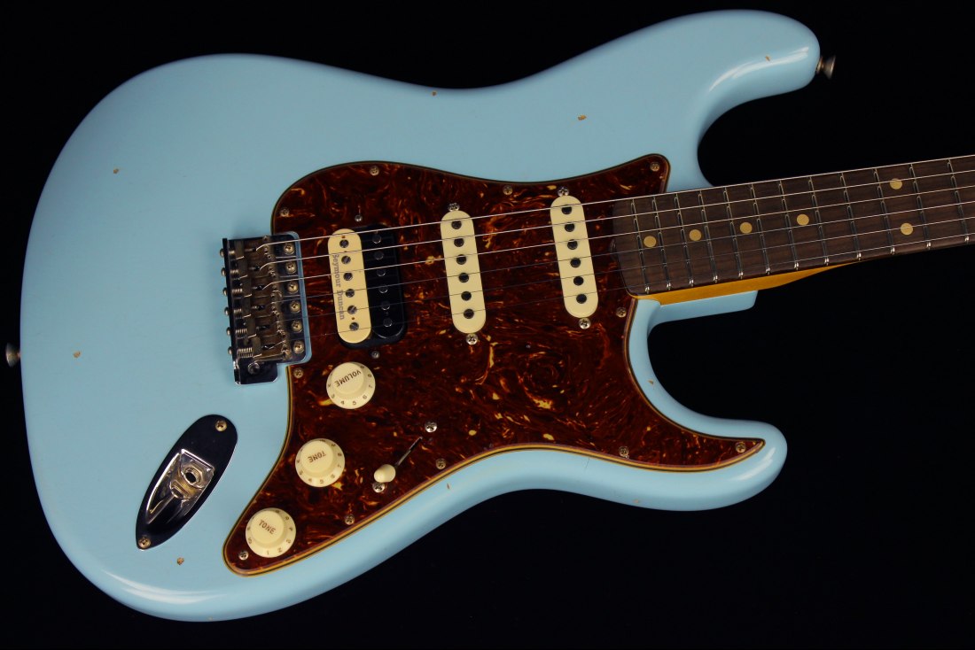 Fender Custom 1961 Stratocaster HSS Journeyman Relic - DNB