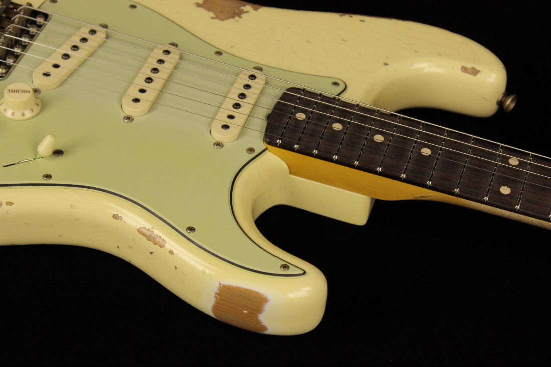 Fender Custom 1961 Stratocaster Heavy Relic - AVWH