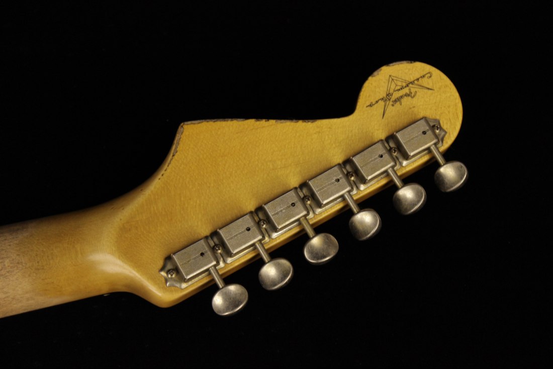 Fender Custom 1961 Stratocaster Heavy Relic - AVWH