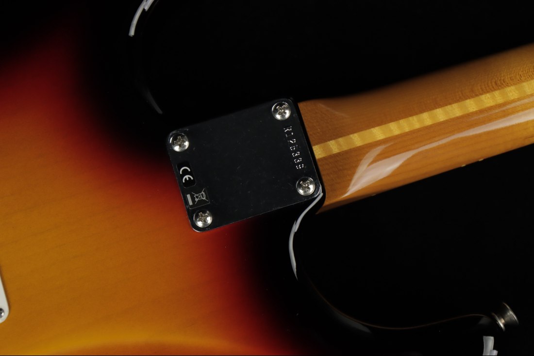 Fender Custom 1961 Stratocaster Time Capsule 