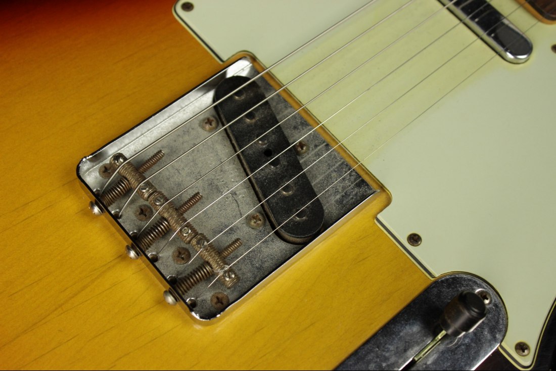 Fender Custom 1963 Modern Spec Relic Telecaster - 3CS