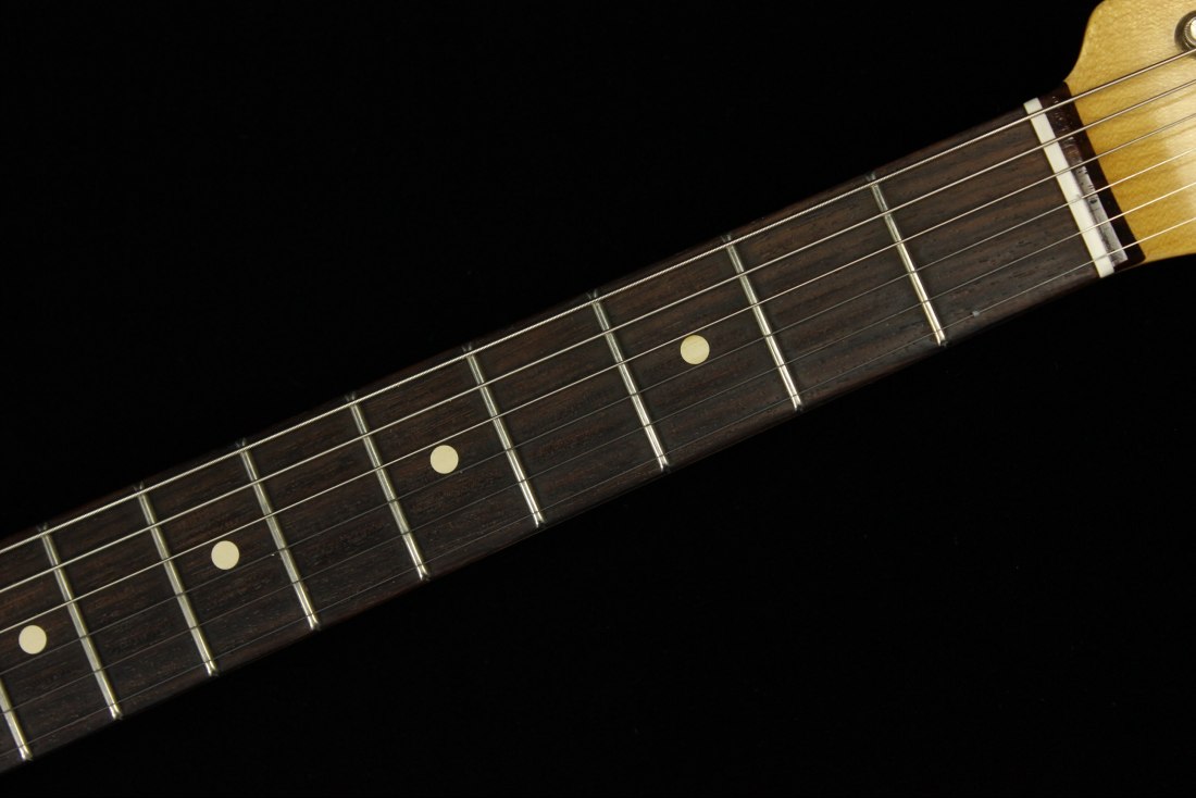 Fender Custom 1963 Stratocaster Relic - CAR