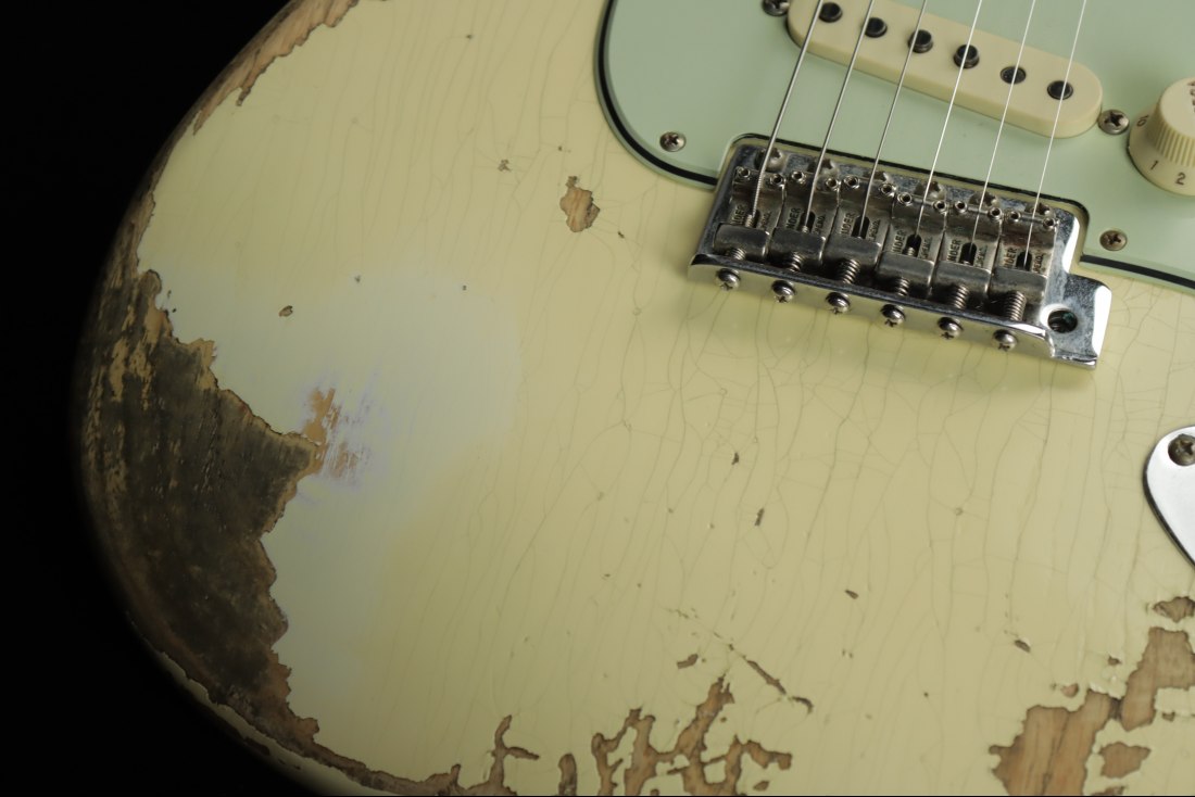 Fender Custom 1963 Stratocaster Super Heavy Relic Limited - AVW