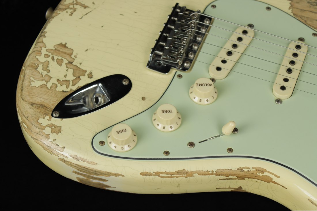 Fender Custom 1963 Stratocaster Super Heavy Relic Limited - AVW