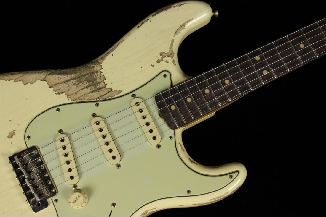 Fender Custom 1963 Stratocaster Super Heavy Relic Limited - AVW