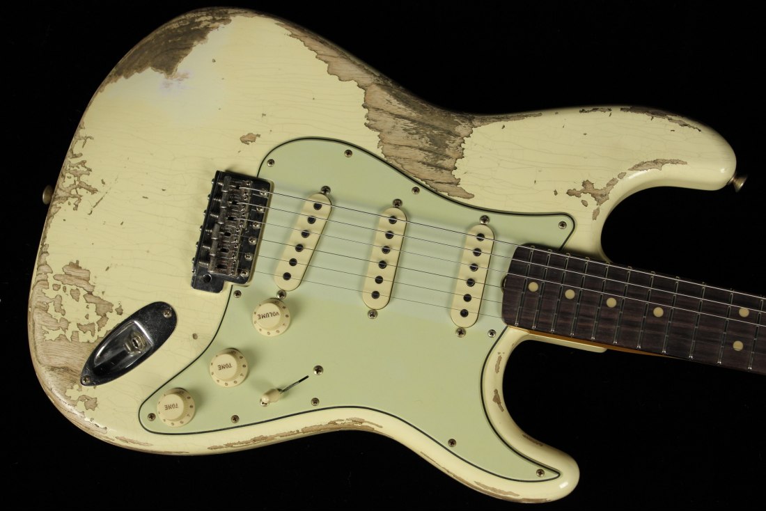 Fender Custom 1963 Stratocaster Super Heavy Relic Limited - AVW