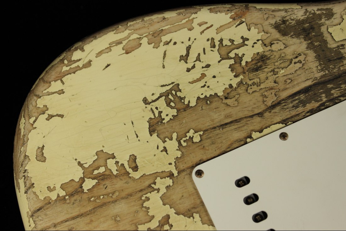 Fender Custom 1963 Stratocaster Super Heavy Relic Limited - AVW