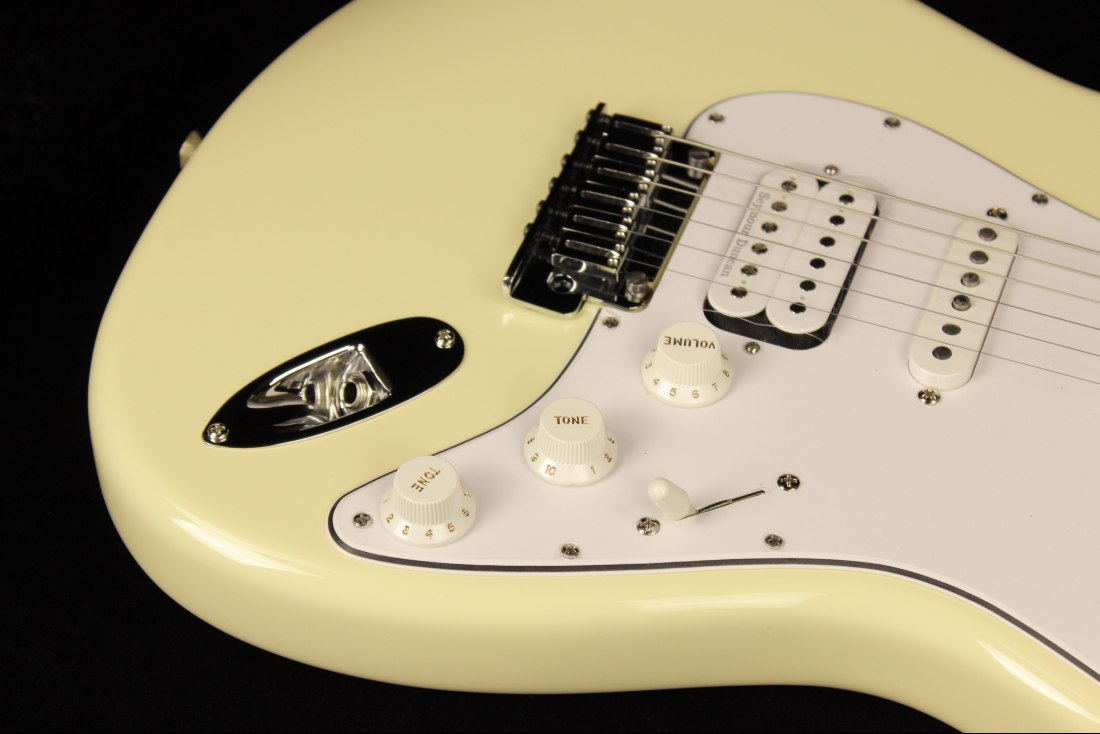 Fender Custom 1965 Stratocaster HSS NOS - VWH