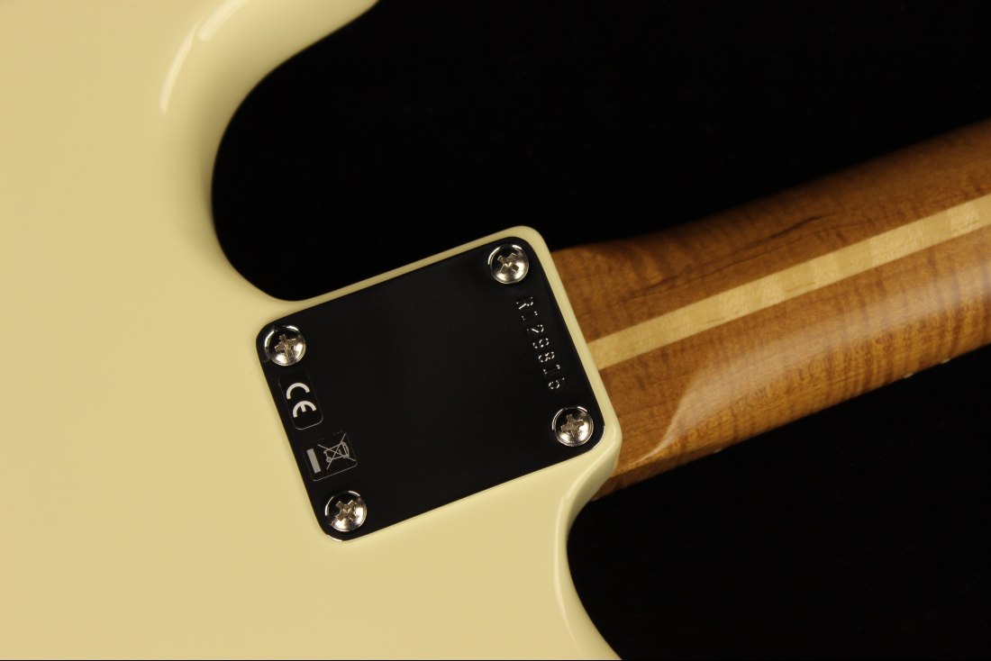 Fender Custom 1965 Stratocaster HSS NOS - VWH