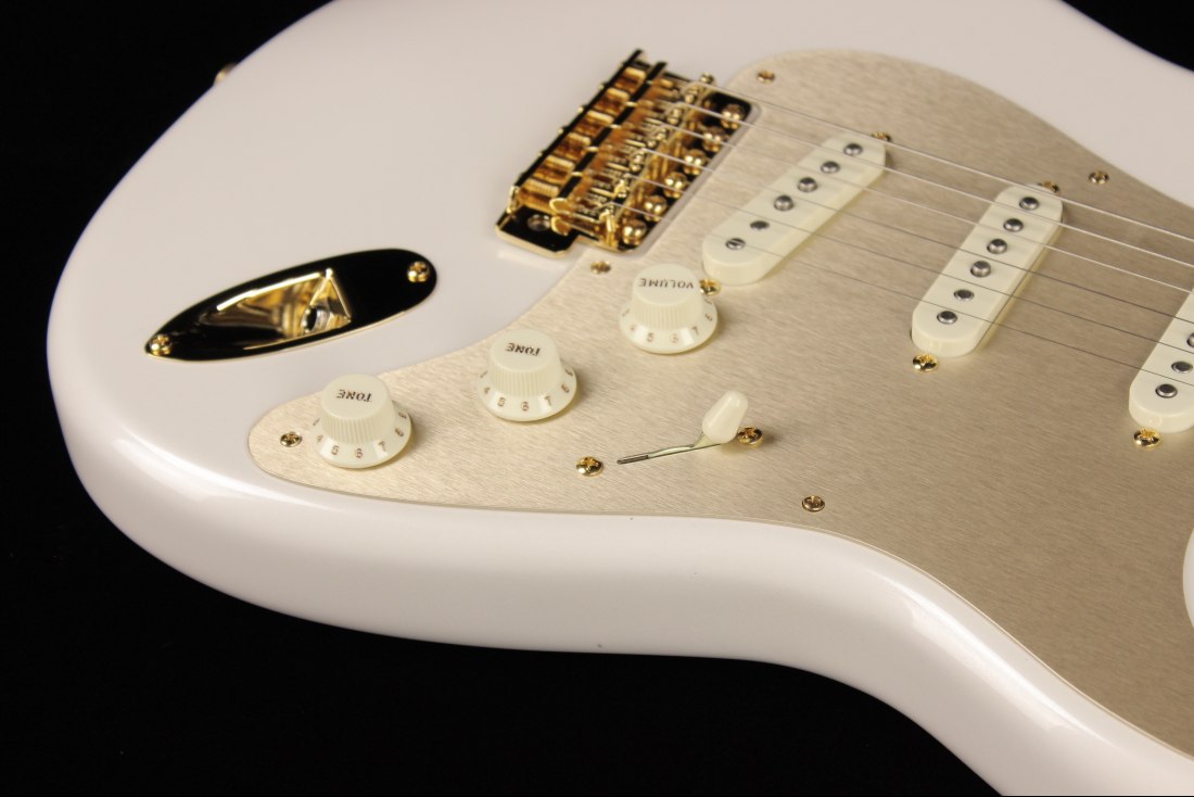 Fender Custom Limited Edition 75th Anniversary Stratocaster NOS