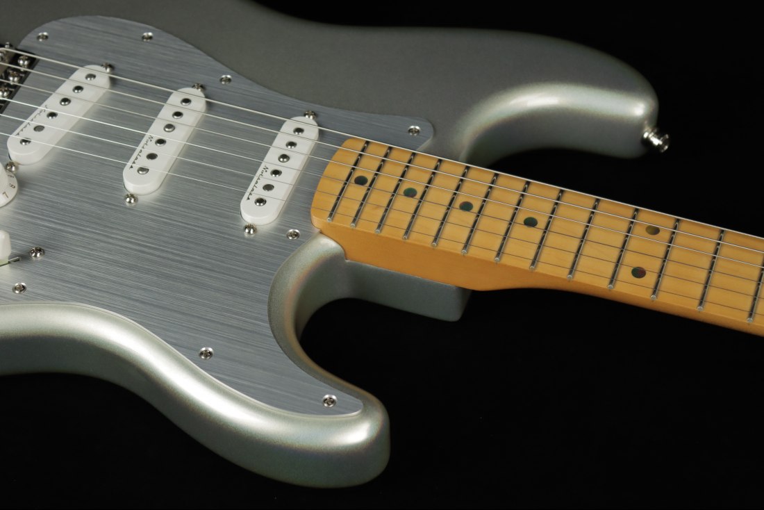 Fender H.E.R. Stratocaster