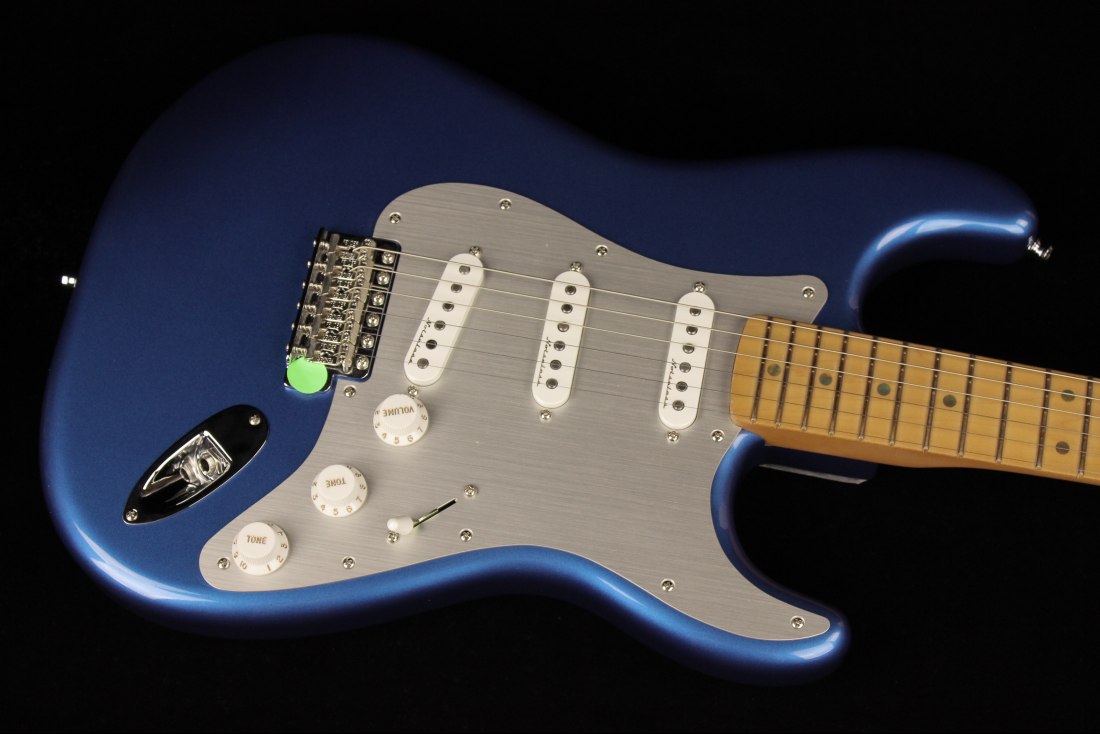 Fender H.E.R. Stratocaster Limited Edition