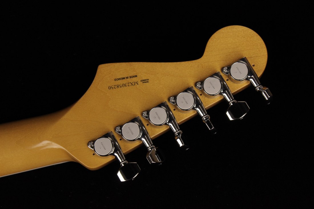 Fender Kurt Cobain Signature Jaguar NOS