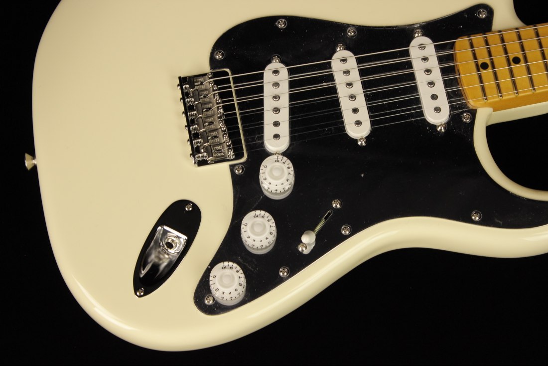 Fender Nile Rodgers Hitmaker Stratocaster