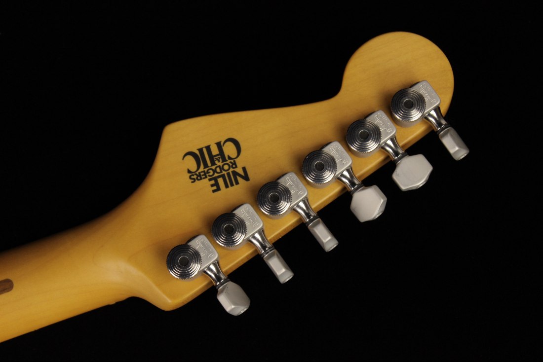 Fender Nile Rodgers Hitmaker Stratocaster