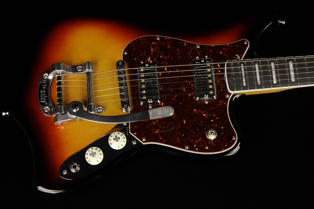 Fender Parallel Universe Volume II Maverick Dorado - ULB