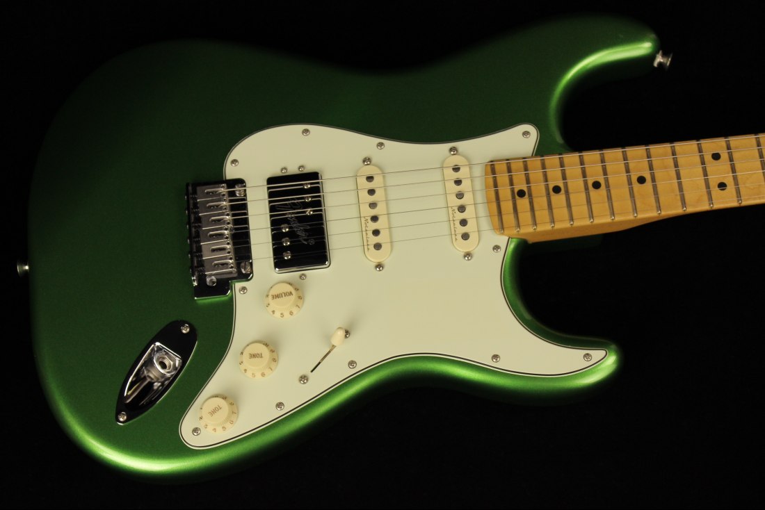 Fender Player Plus Stratocaster HSS - MN CMJ