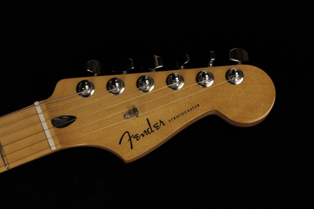 Fender Player Plus Stratocaster HSS - MN CMJ
