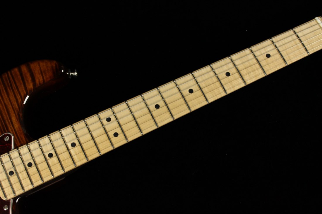 Fender Rarities Flame Maple Top Stratocaster