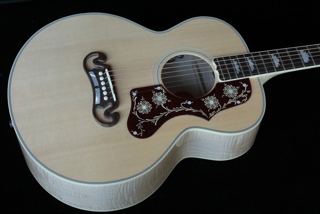 Gibson SJ-200 Parlor Custom Limited Edition