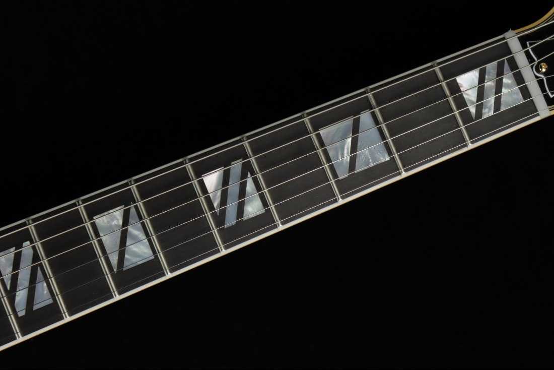 Gibson Custom 1968 Les Paul Custom Reissue AAA Flame Top Super 400 Inlays VOS