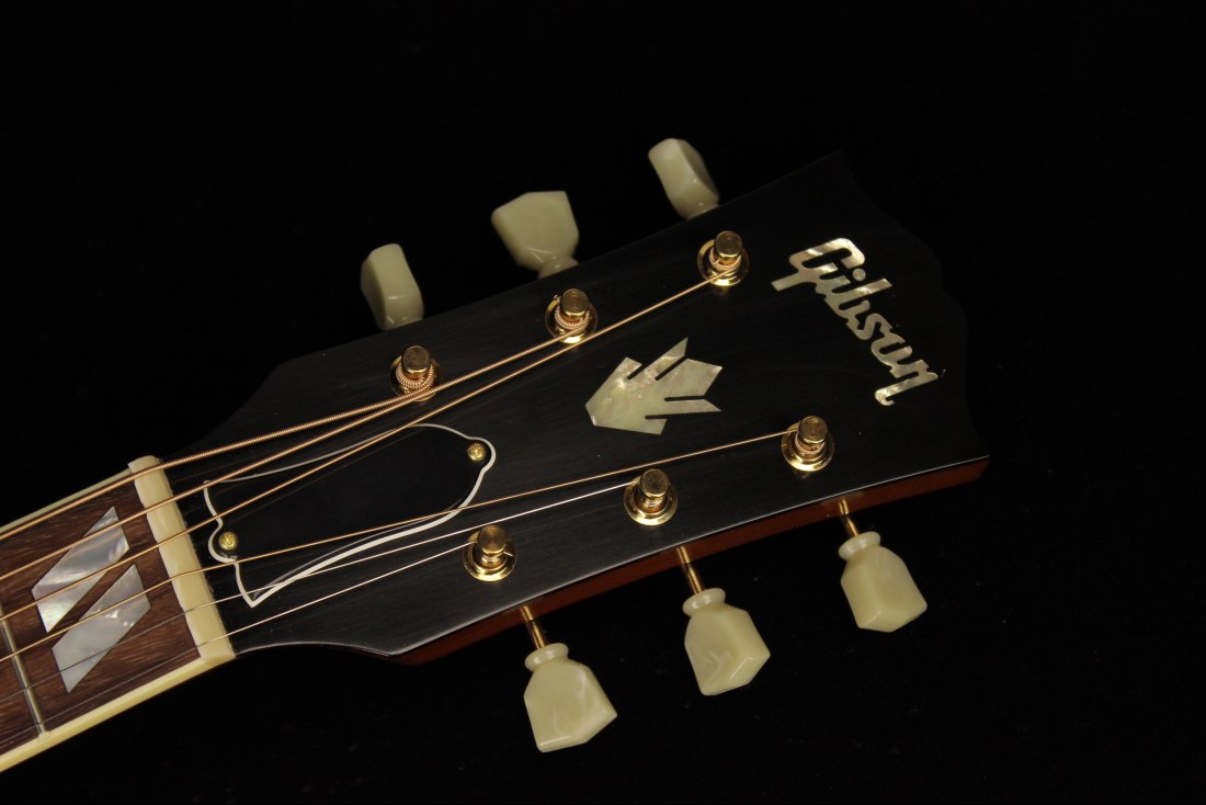 Gibson Custom Historic 1960 Hummingbird Fixed Bridge