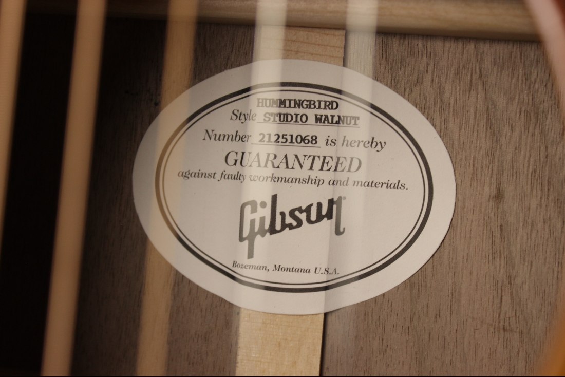 Gibson Hummingbird Studio Walnut - WB
