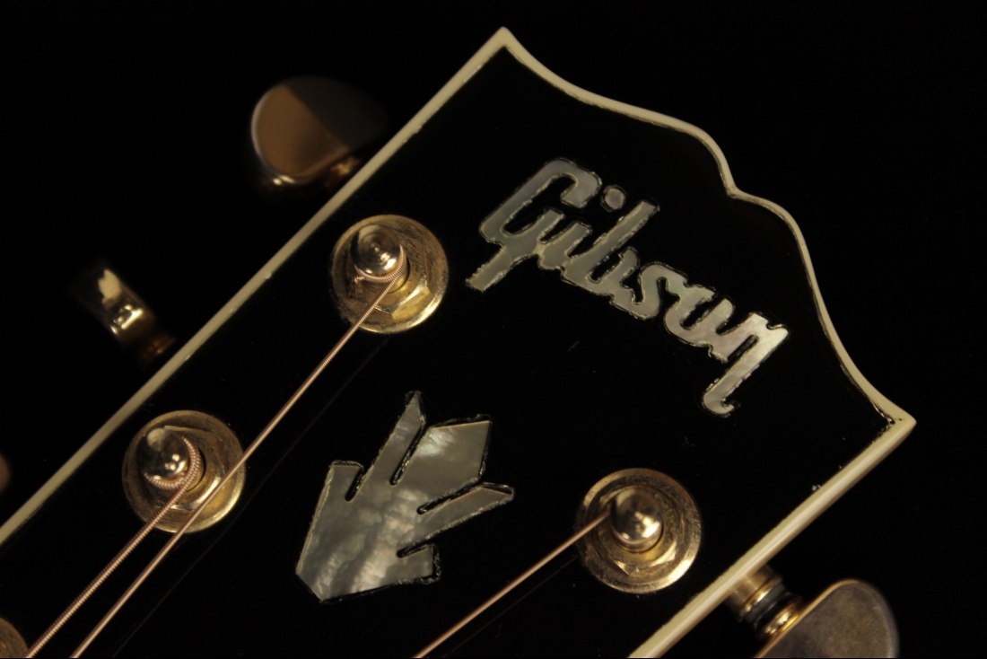 Gibson J-185EC - AN