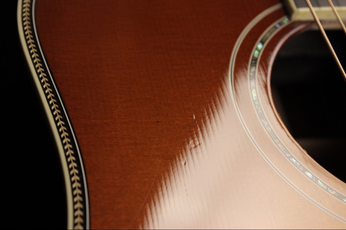 Gibson J-45 Custom Amberburst Limited Edition