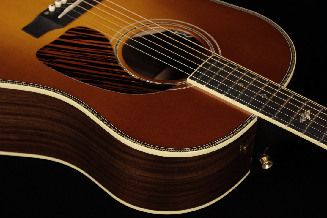 Gibson J-45 Custom Amberburst Limited Edition
