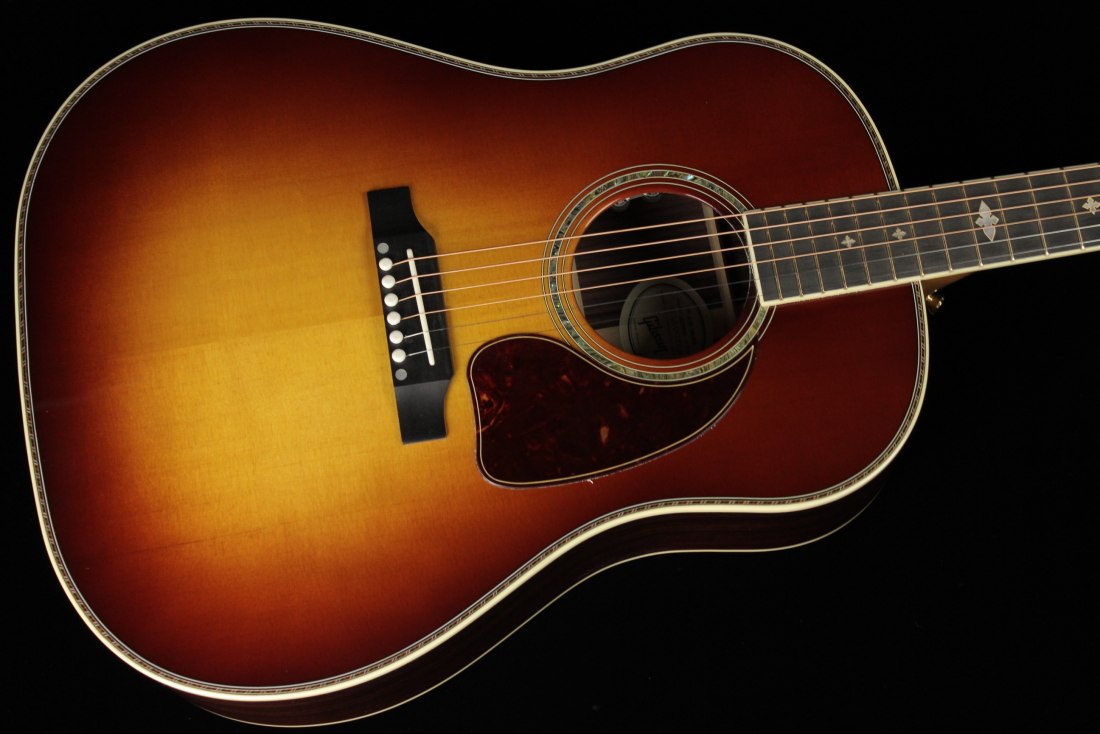 Gibson J-45 Deluxe