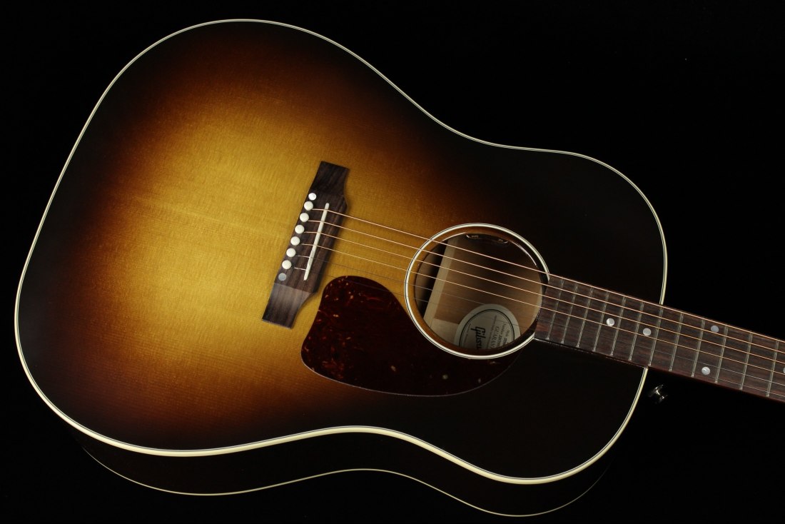 Gibson J-45 Standard