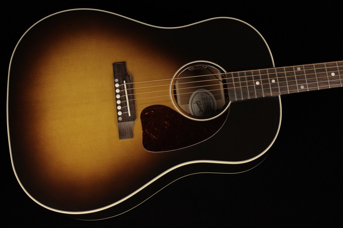 Gibson J-45 Standard