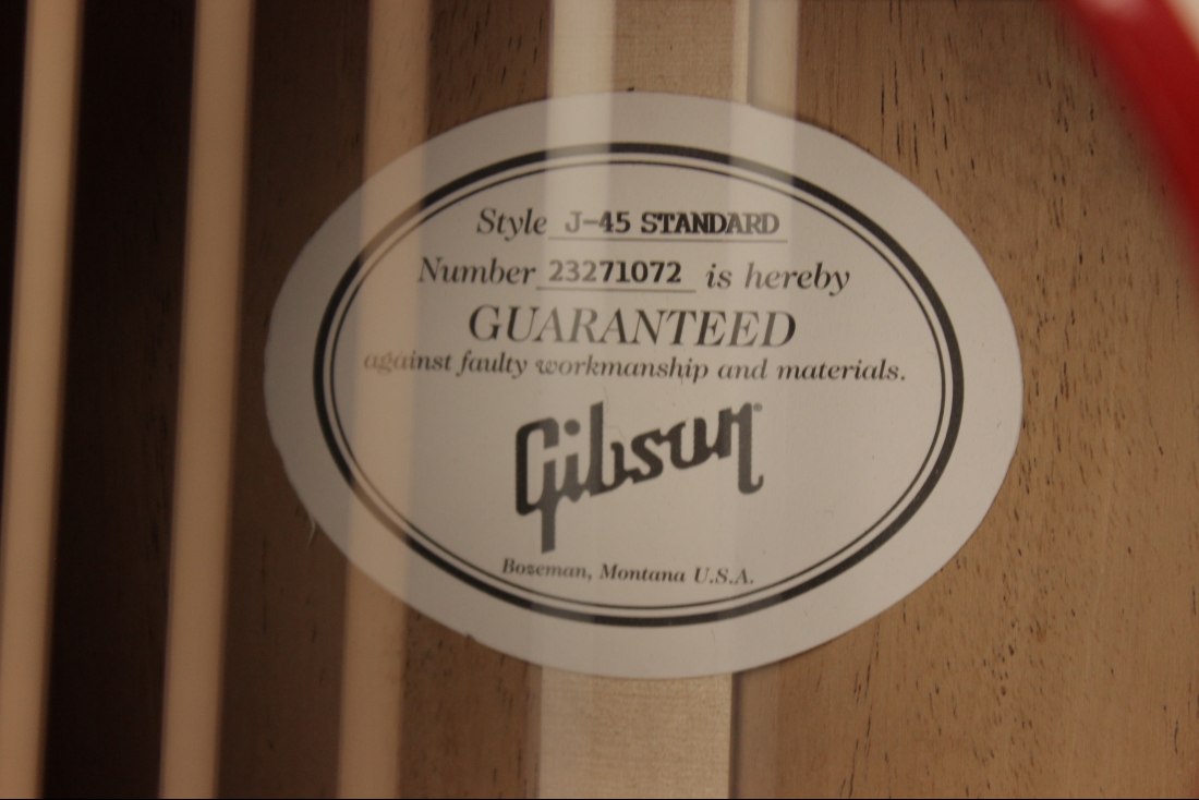 Gibson J-45 Standard - CH