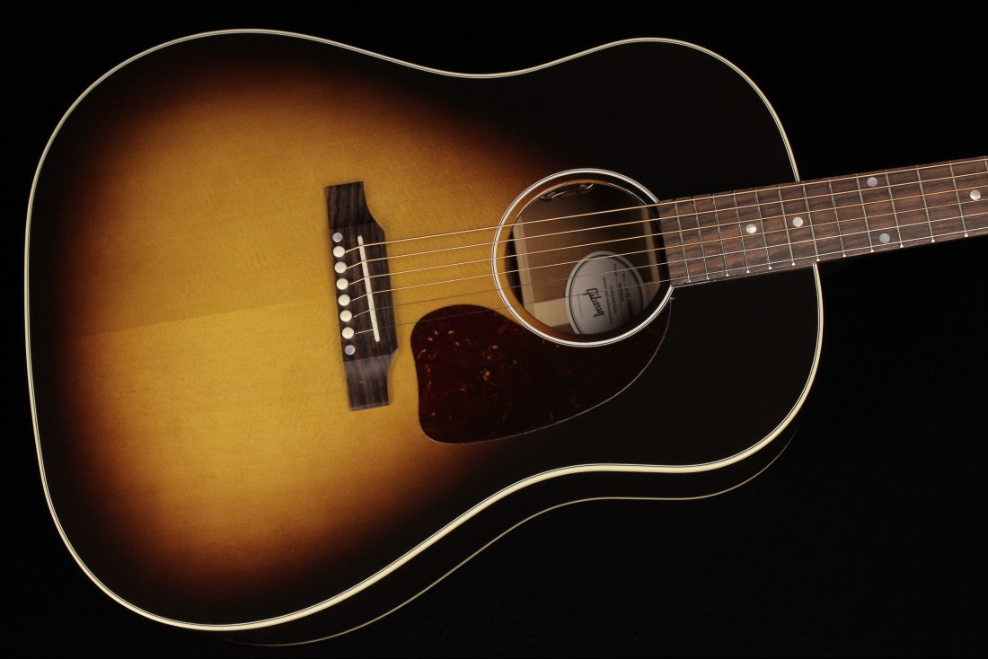 Gibson J-45 Standard