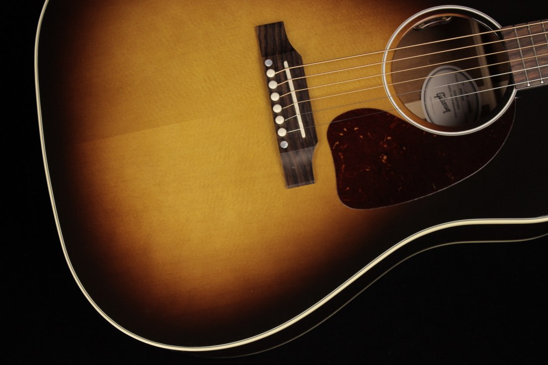 Gibson J-45 Standard