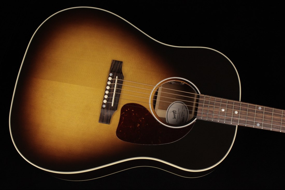 Gibson J-45 Standard