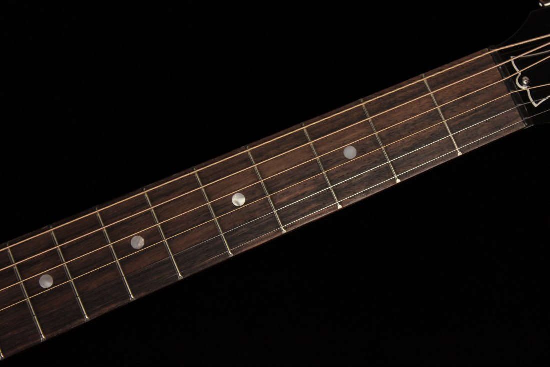 Gibson J-45 Standard