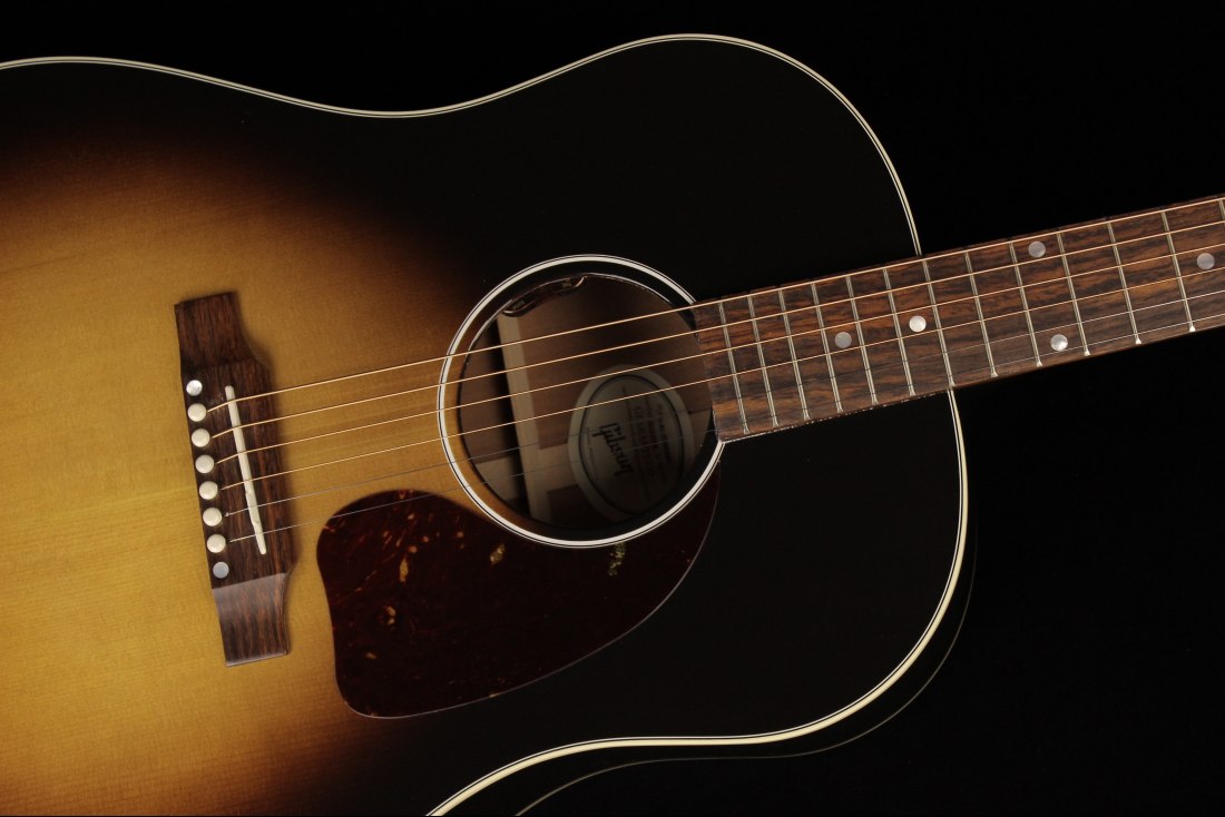 Gibson J-45 Standard