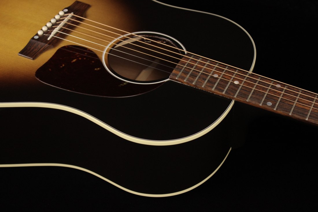 Gibson J-45 Standard