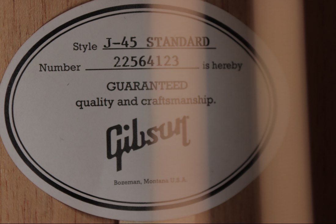 Gibson J-45 Standard - VS