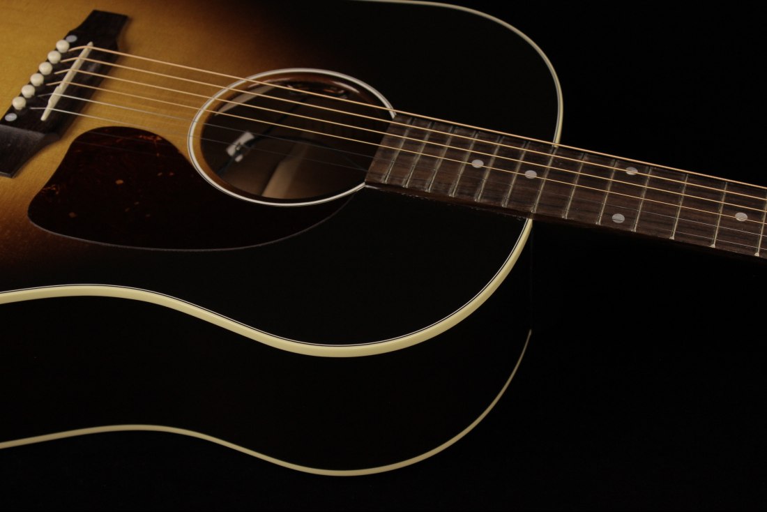 Gibson J-45 Standard - VS