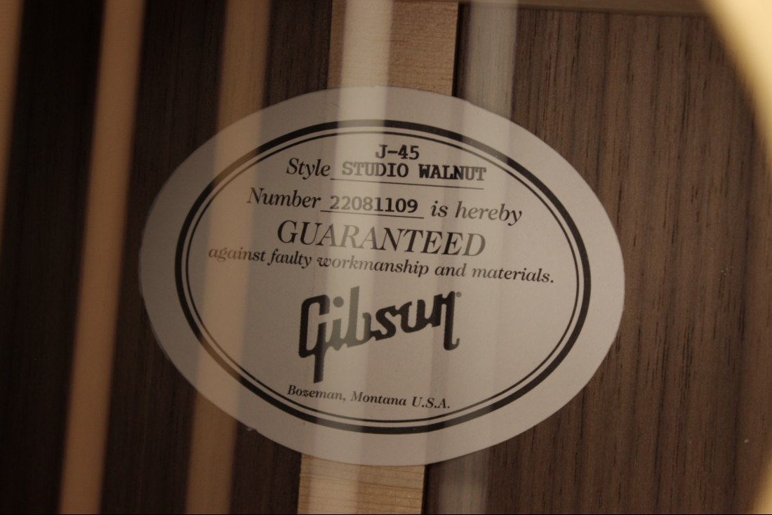 Gibson J-45 Studio - AN