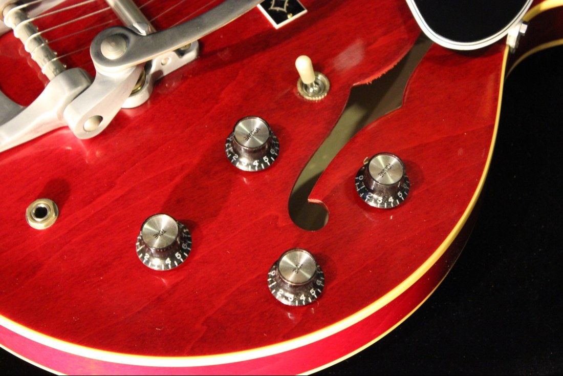 Gibson Memphis Rich Robinson ES-335