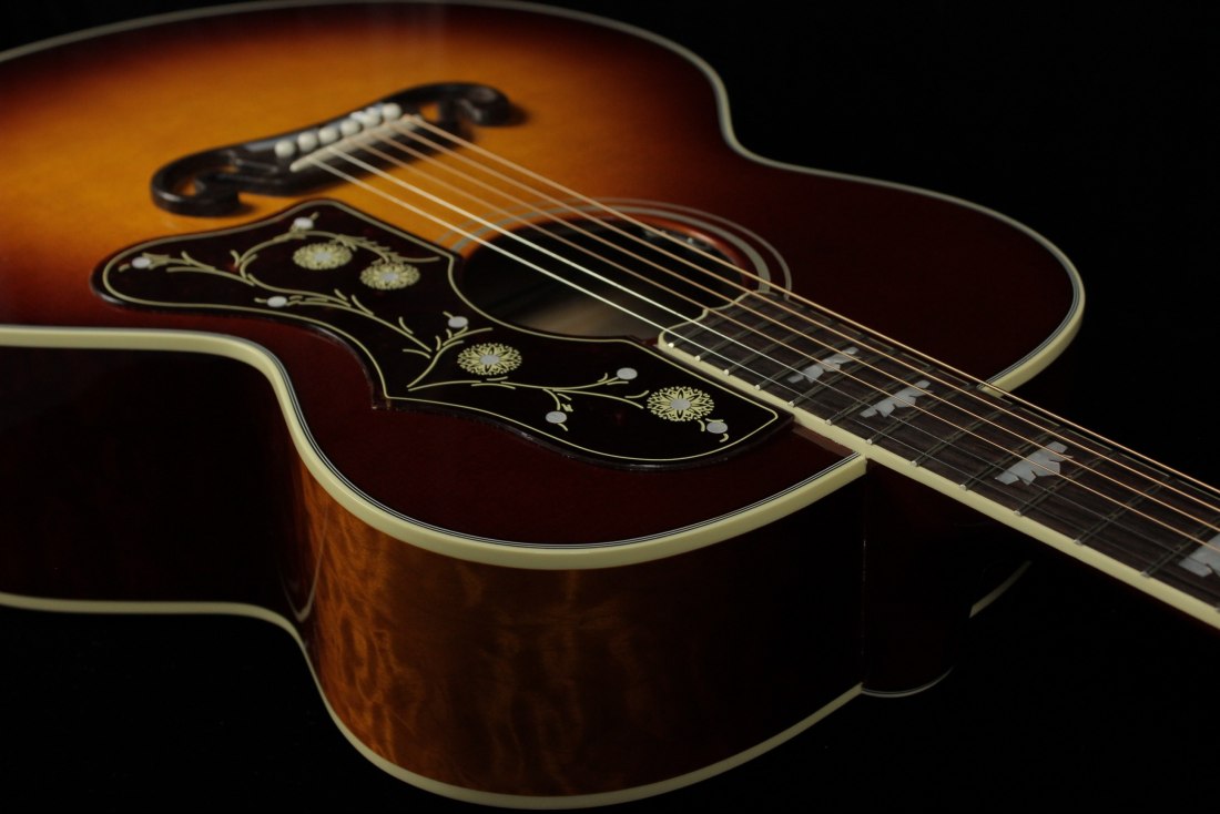 Gibson SJ-200 125th Anniversary