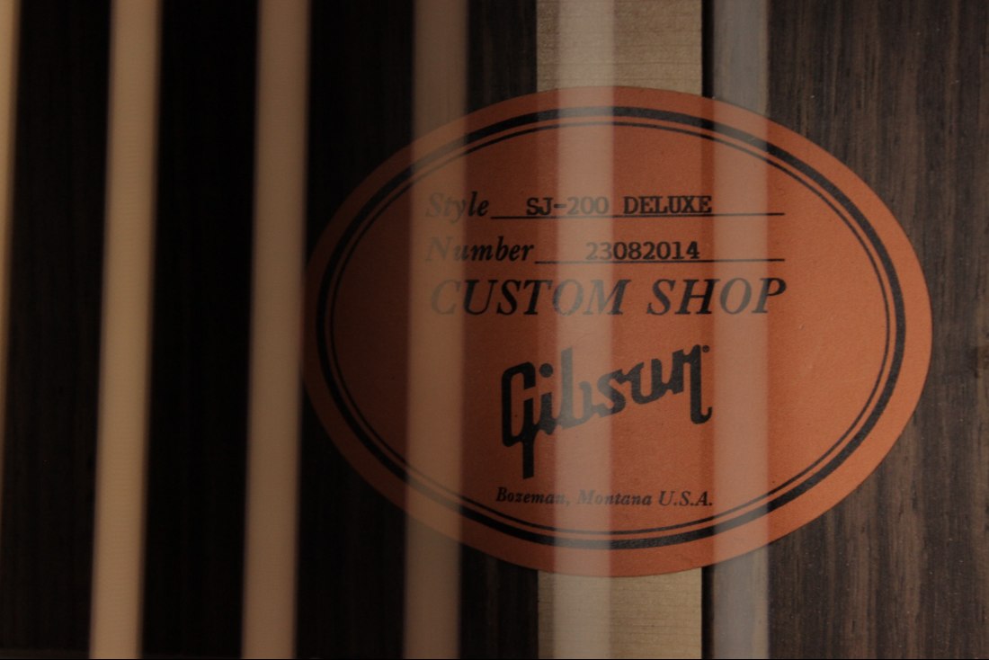 Gibson SJ-200 Deluxe Rosewood
