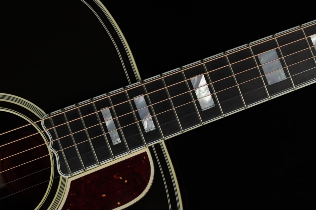Gibson SJ-200 Western Classic