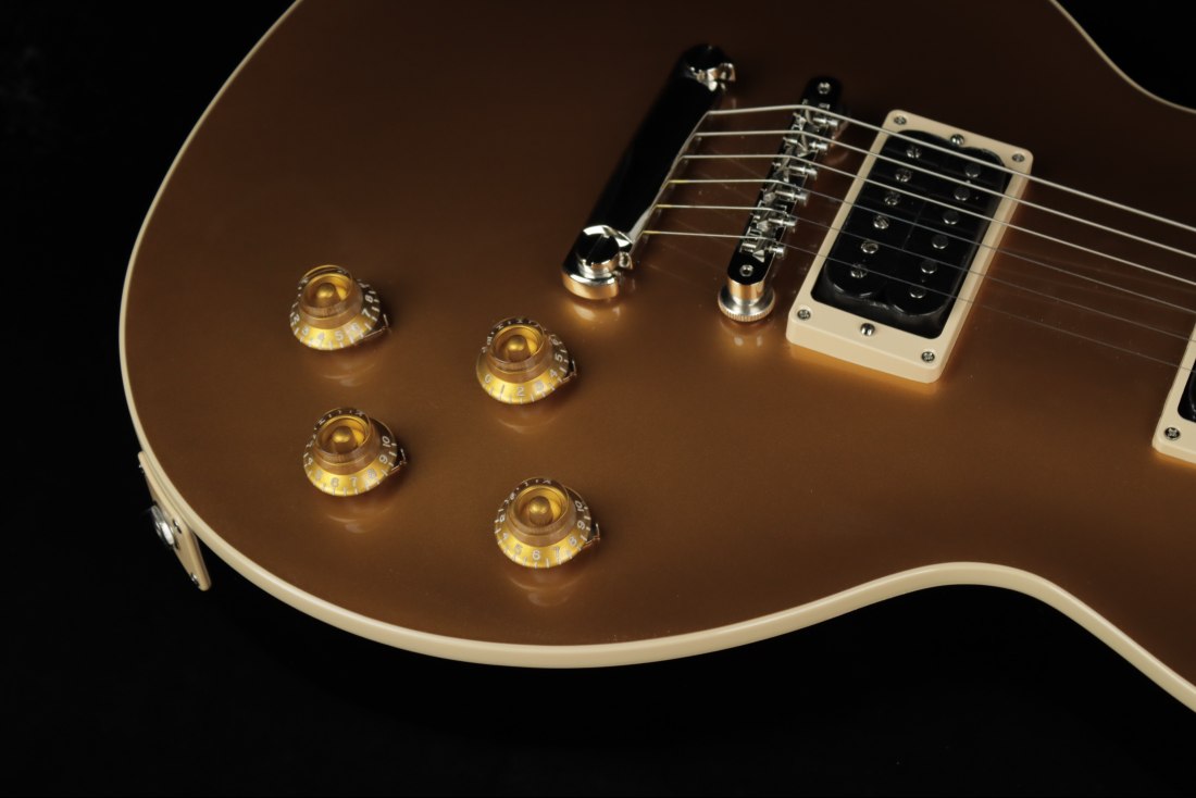 Gibson Slash 