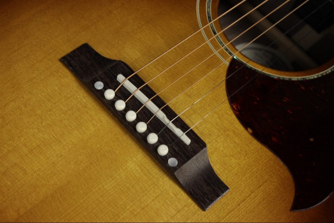 Gibson Songwriter Modern EC Walnut